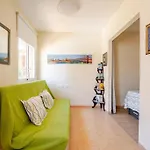 Perfect Location, 50 M Away And Pool Benalmádena