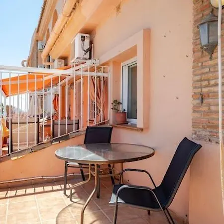 Perfect Location, 50 M Away And Pool *